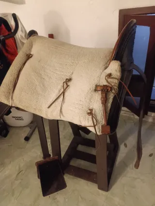 Montura vaquera hecha a mano