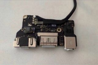 Conector Carga MacBook Air 13 A1466 año 2013 /2017