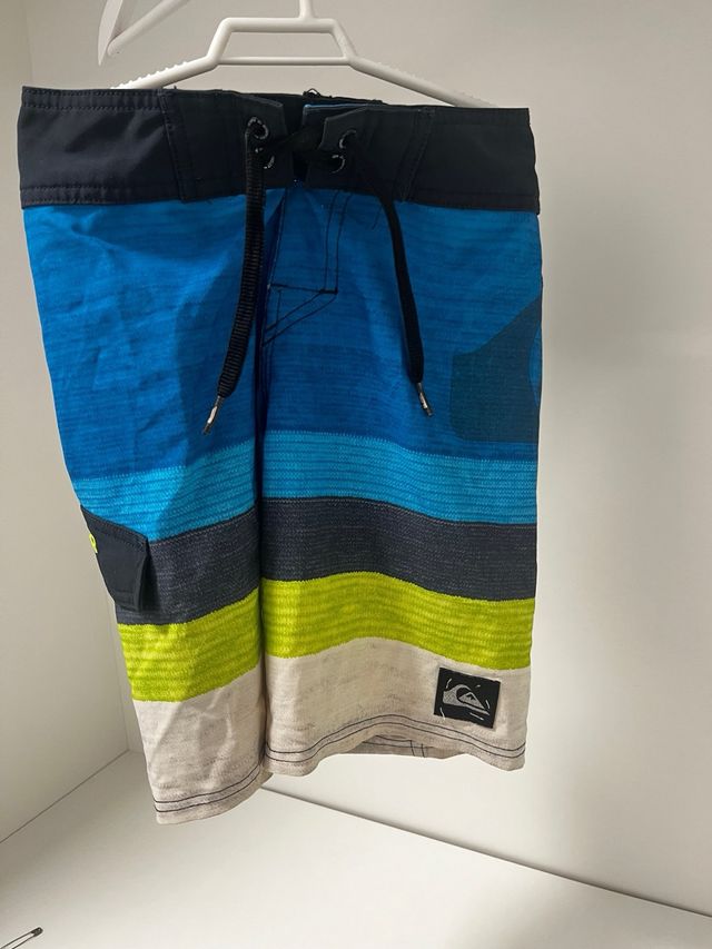 Lote 2 bañadores Quiksilver niño 8 años
