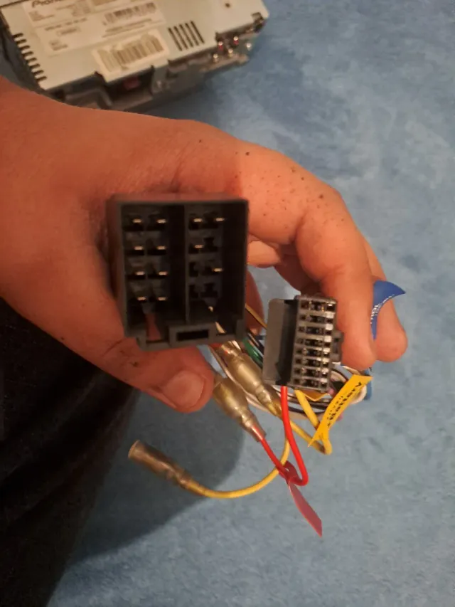 Radio Cedes Pioneer DEH-P6700MP precio negociable 