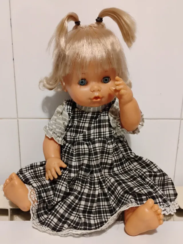 Muñeca Nenuco Antigua