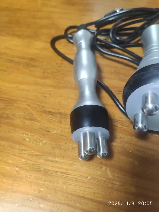 Máquina Cavitación y Radiofrecuencia RF