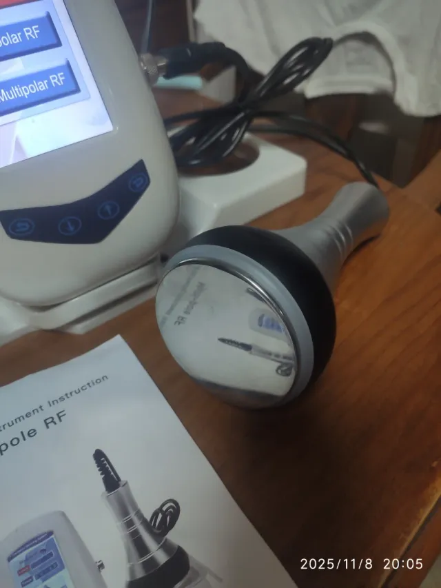 Máquina Cavitación y Radiofrecuencia RF