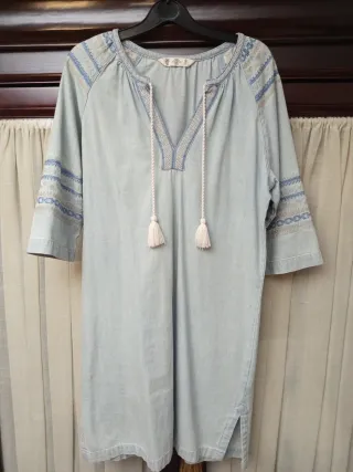 Vestido vaquero bordado