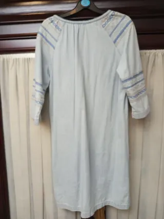 Vestido vaquero bordado