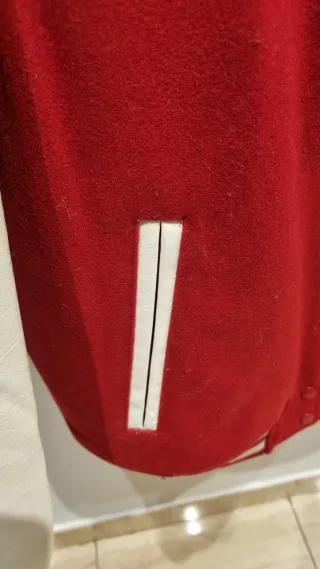 Chaqueta/sudadera Retro Superdry Roja y Blanca