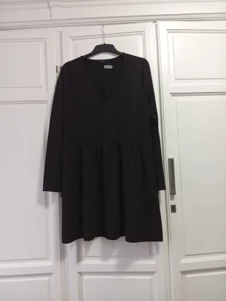 Vestido negro de Kiabi