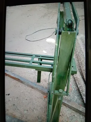 Grapadora para hacer cajas de cartón Pesa como 80