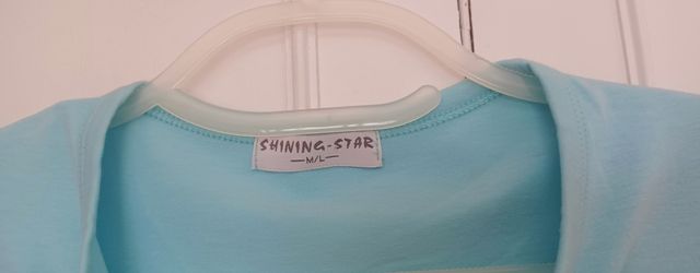 Camiseta manga larga con pedrería Talla M/L