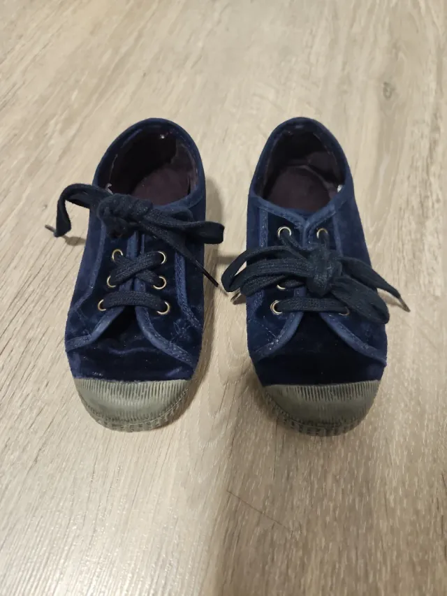 ZAPATILLAS PISAMONAS N° 28