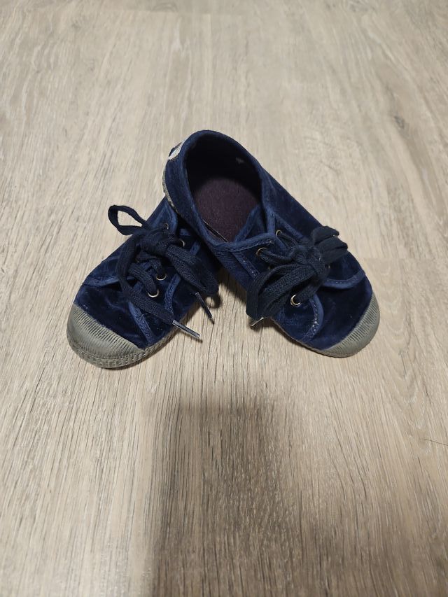 ZAPATILLAS PISAMONAS N° 28