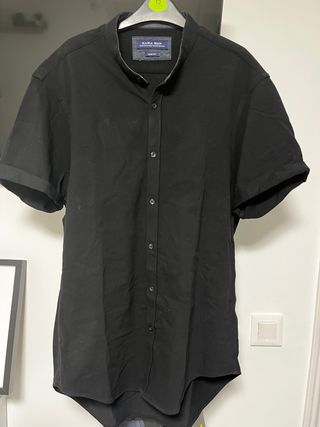 Camisa Zara Negra Manga Corta Talla XL slim fit