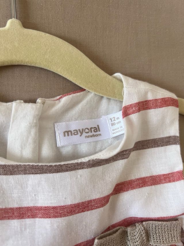 Vestido marca Mayoral y Guess.