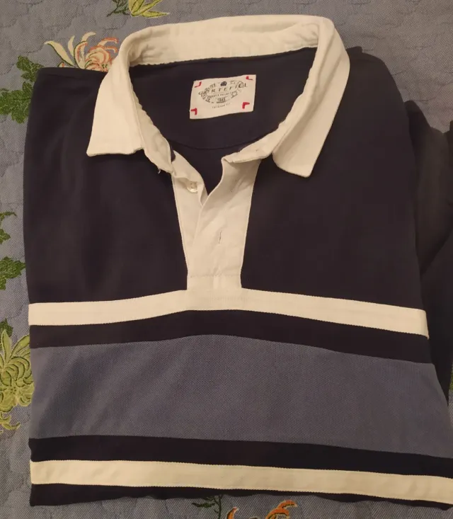 Polo manga larga Cortefiel azul y blanco