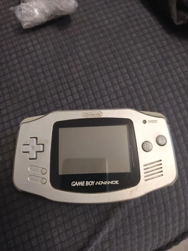 Nintendo Game Boy Advance Plata
