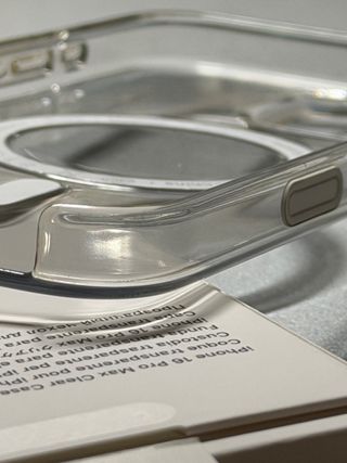 Custodia MagSafe per iPhone 16 Pro Max