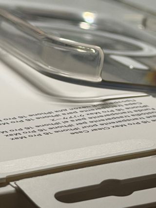 Custodia MagSafe per iPhone 16 Pro Max