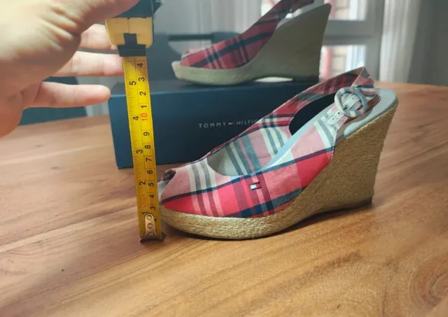 Cuñas Tommy Hilfiger cuadros rojo