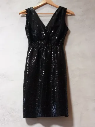 Vestido Negro de Fiesta con Lentejuelas