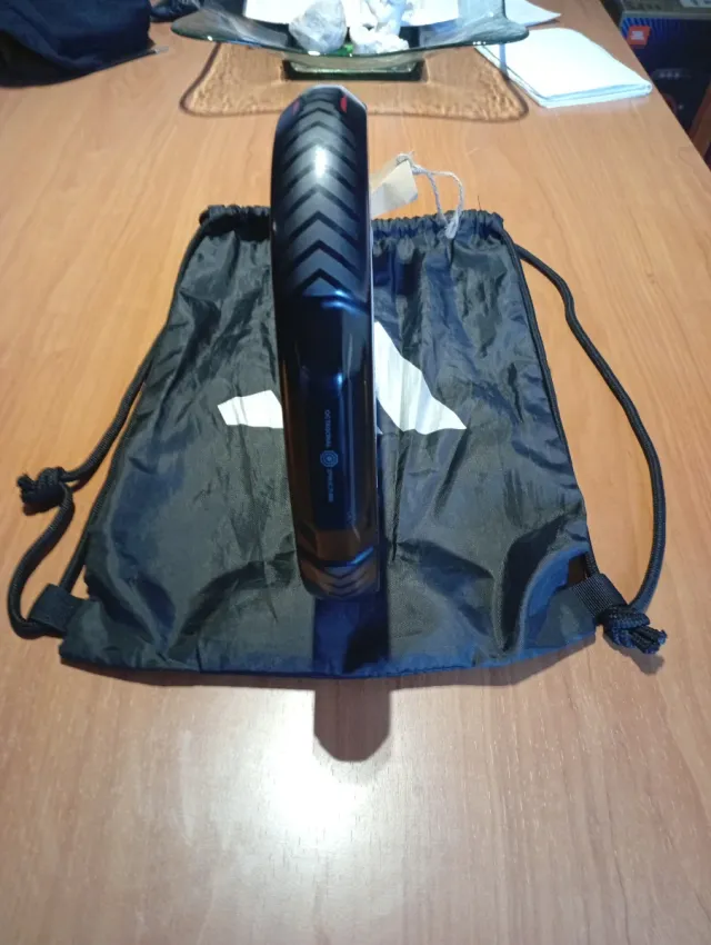 Pala Padel Adidas Metalbone HRD