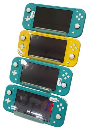 Nintendo Switch Lite in vari colori