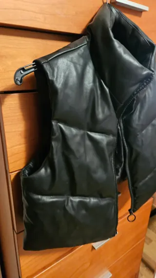 Chaleco acolchado negro