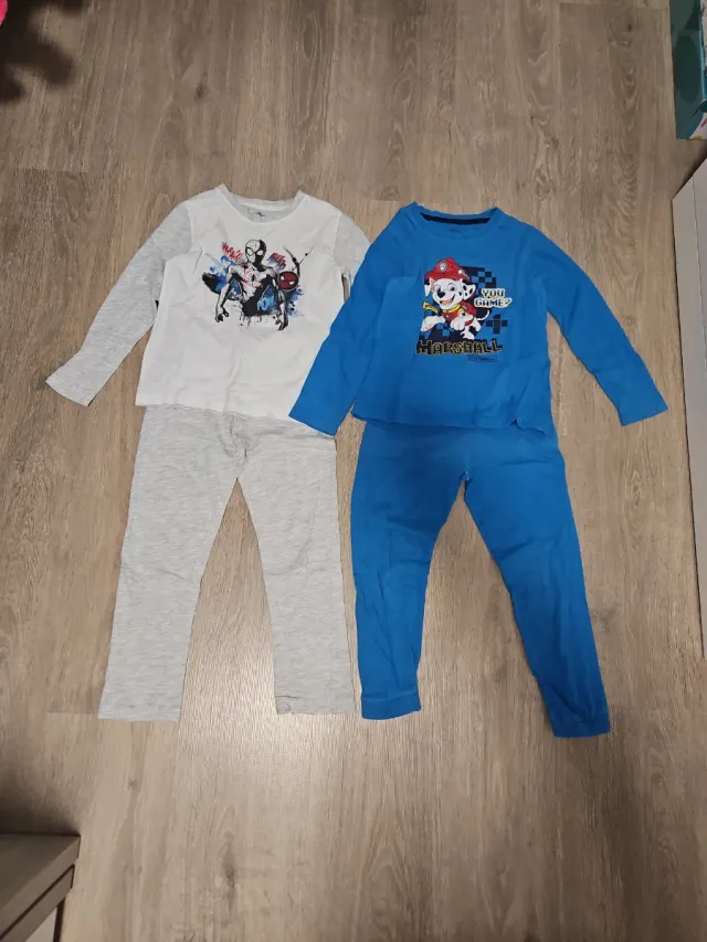 2 PIJAMAS 4-5 AÑOS