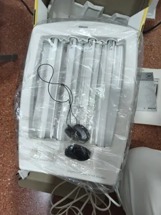 Lámpara UVA Facial Philips HB 175