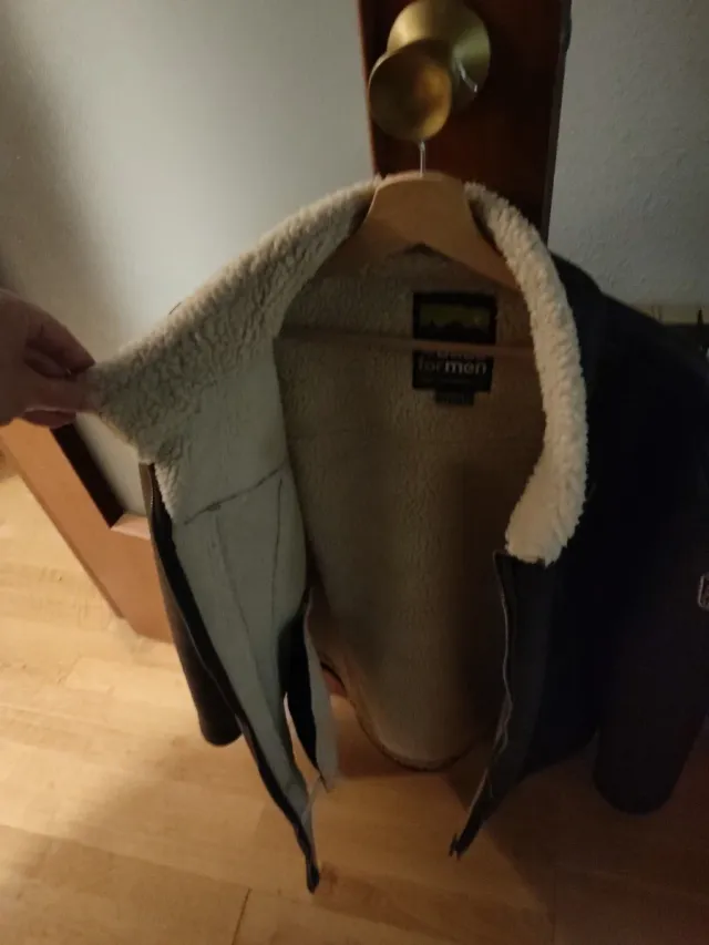 Cazadora Atlas Hombre Negra.