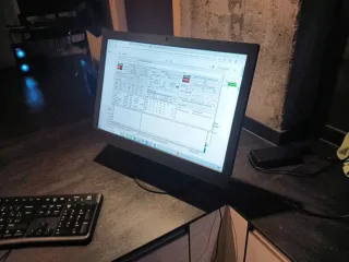 PC All-in-One AMD 8GB RAM 240GB SSD