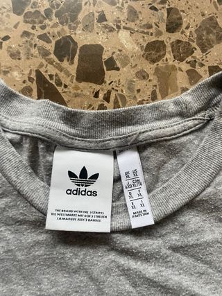 Camiseta Adidas Gris Logo Trefoil