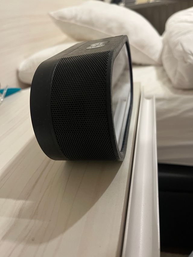 Altavoz espejo con luz LEDer