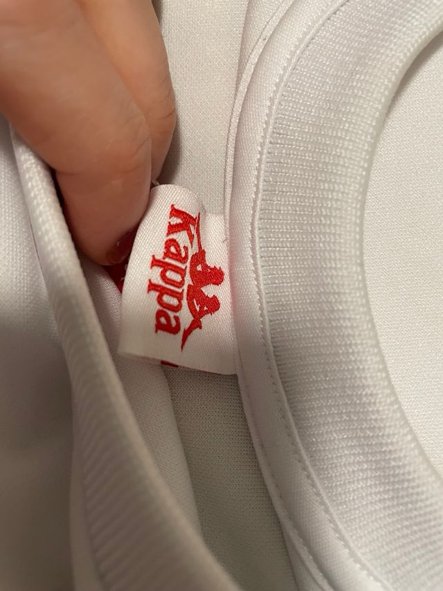 Sudadera Kappa Negra y Blanca