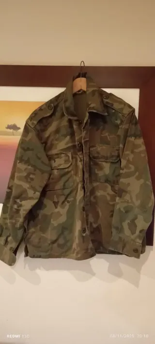 Chaqueta militar camuflaje ejército