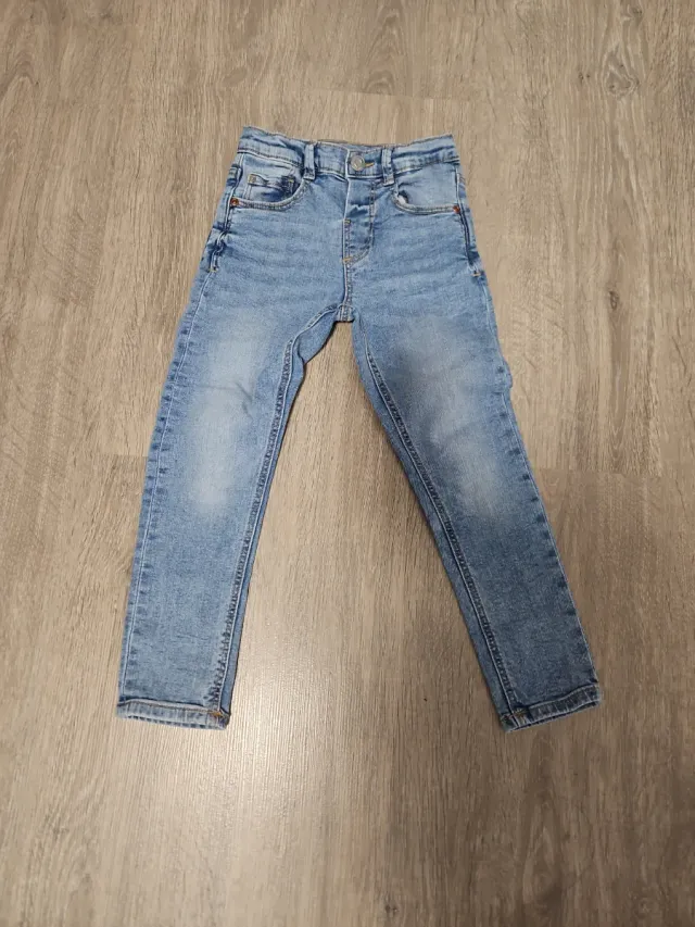 VAQUEROS ZARA 5-6 AÑOS