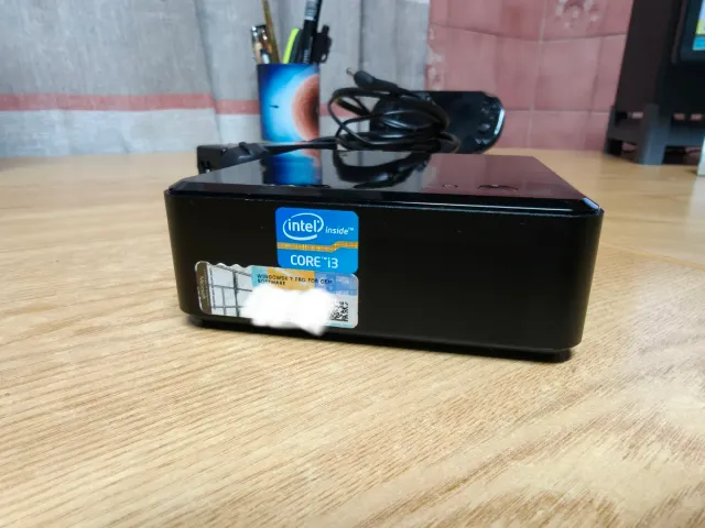 Intel NUC Computador Preto