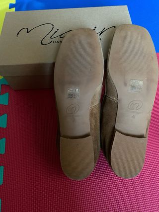 Zapatos de piel Micuir Marrones