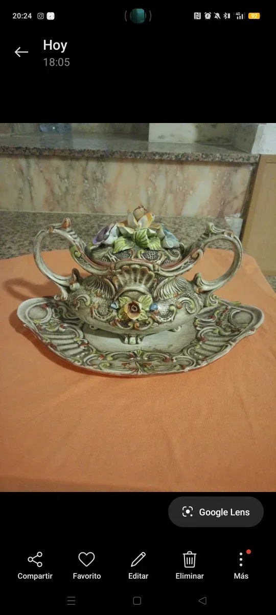 Sopera vintage cerámica floral