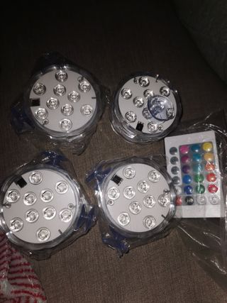 Luci LED subacquee per piscina con telecomando