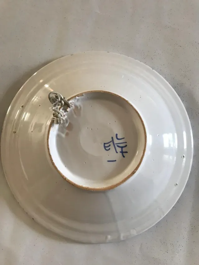 Plato decorativo cerámica pintado a mano