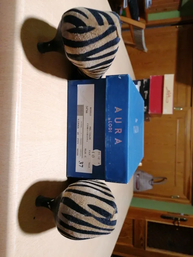 Zapatos de tacón cebra