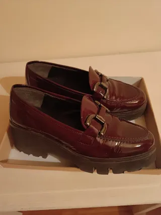 Zapatos Latouche Mujer Burdeos Charol Talla 39.