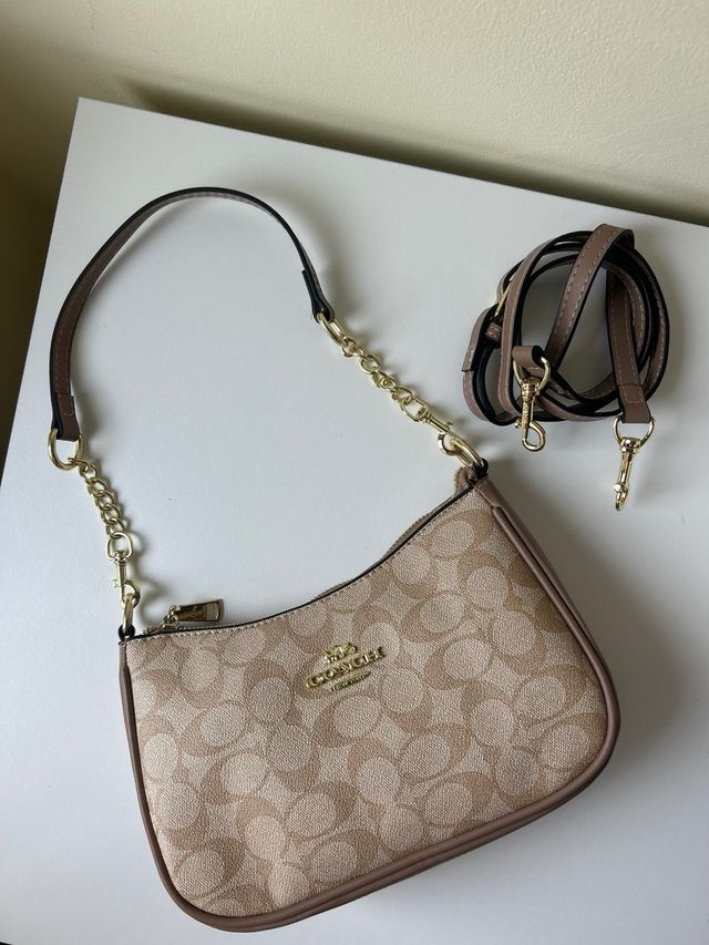 Mala Coach castanha com alça de corrente