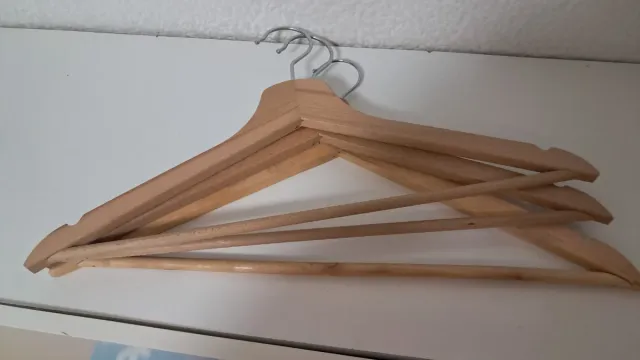 Pack 5 Perchas Madera y Metal