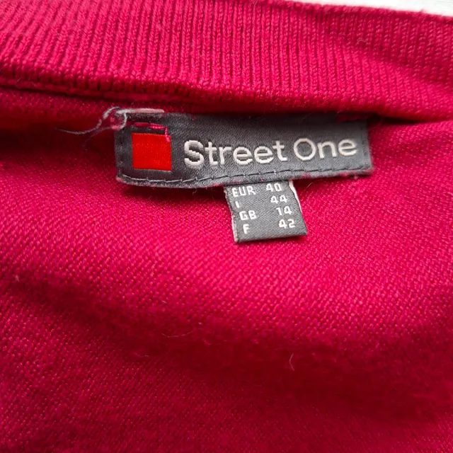 Cardigan Street one v-neck bordeaux stile y2k