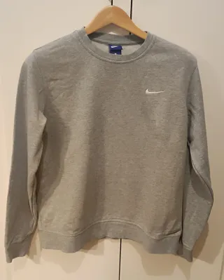 Sudadera Nike Gris