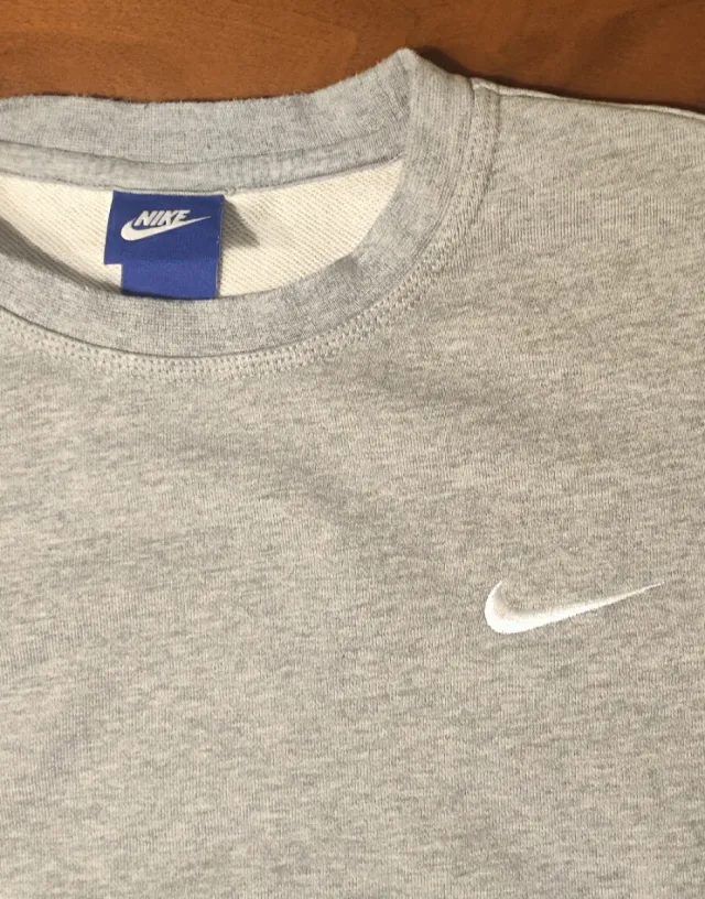Sudadera Nike Gris