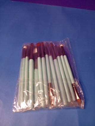 Set de brochas de maquillaje Y PINCELES