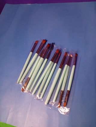 Set de brochas de maquillaje Y PINCELES