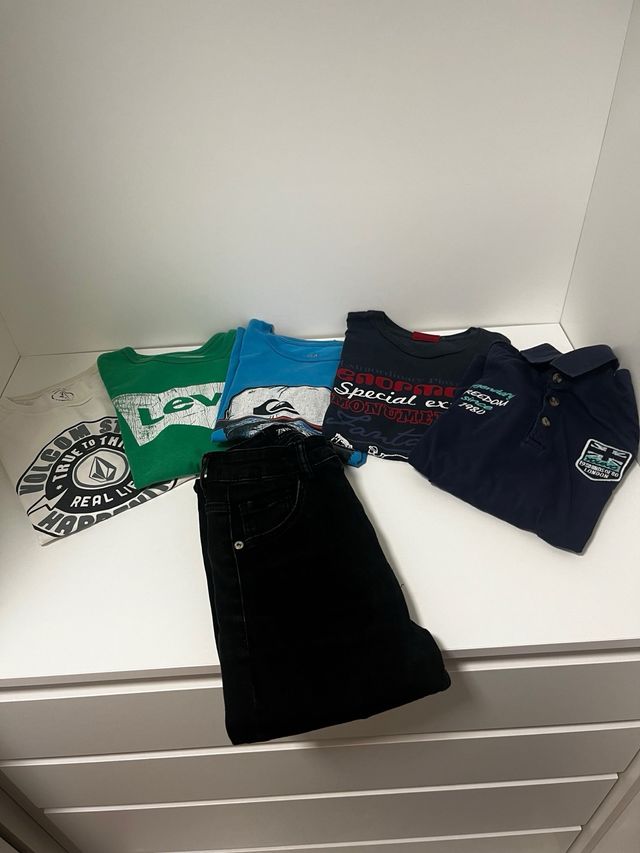 Lote 4 camisetas niño 8 años